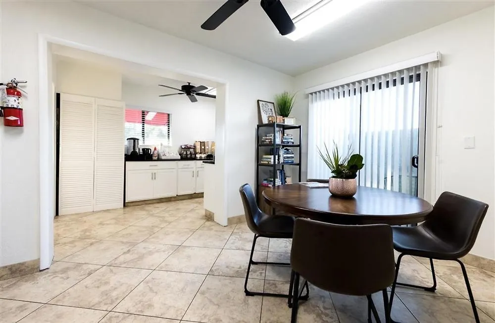 211 Fully Furnished 1Br Suite-Outdoor Pool Scottsdale Apartament